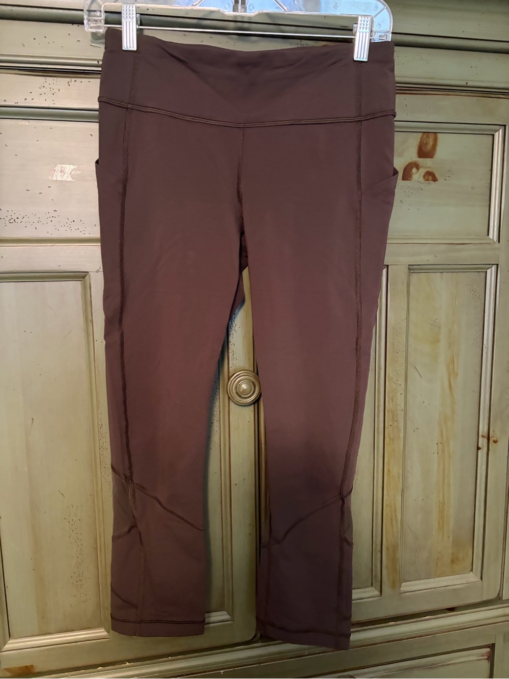 lululemon athletica Cropped High-Rise Capri Leggings